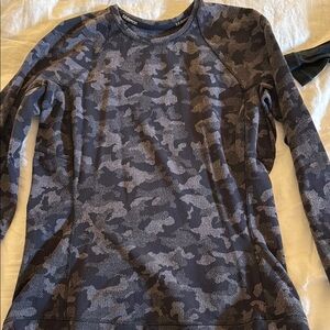 Lululemon Athletica Camo Long Sleeve Top - Black and Gray